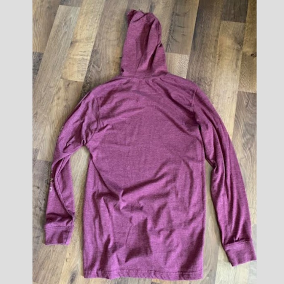 Lee's Logo Hoodie Tee - Picture 13 of 15